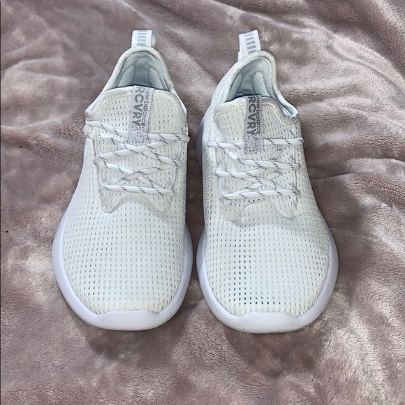 new balance wrcvryv1